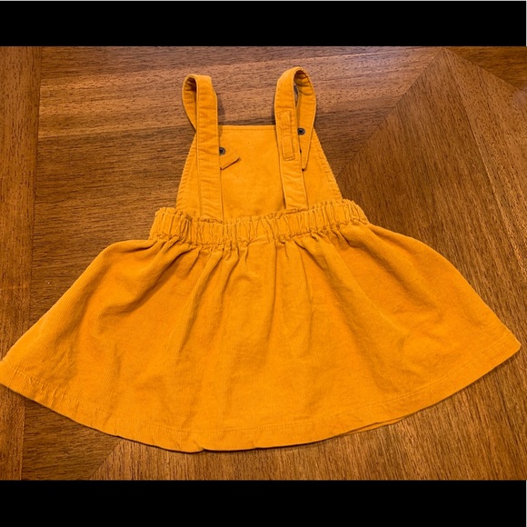 baby’s 12 month old dress - Picture 2 of 3